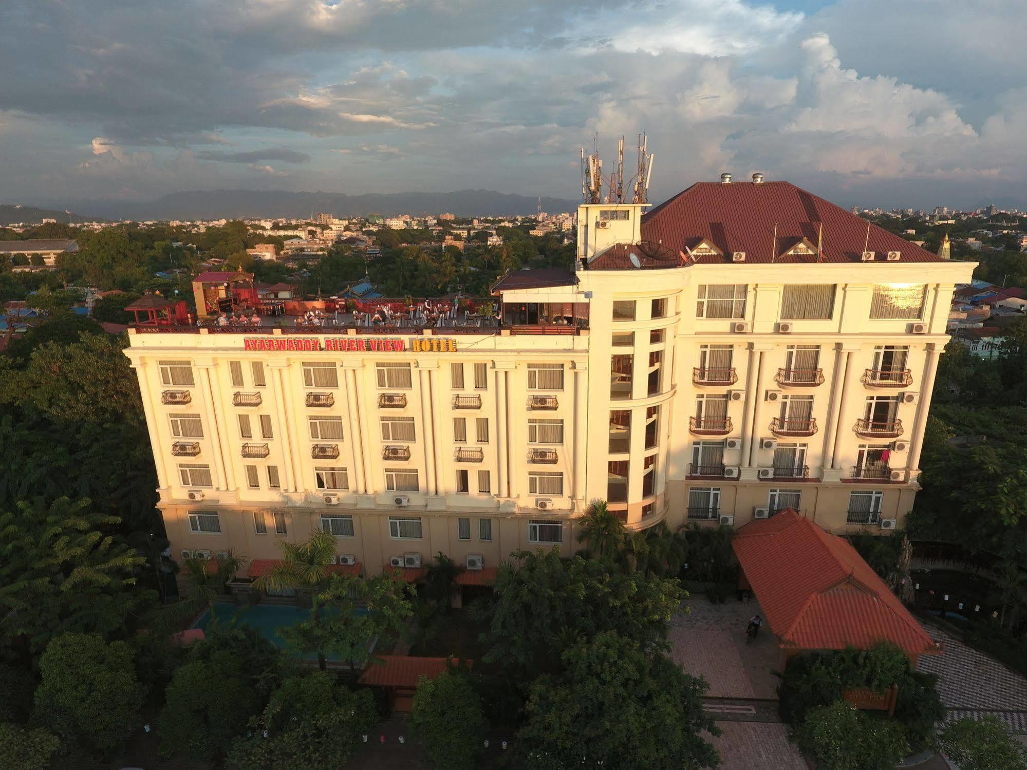 Ayarwaddy River View Hotel Mandalay Exterior photo